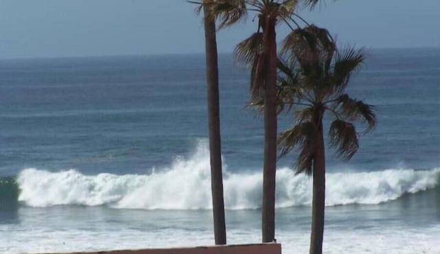 Whitewater views & steps from private surfing beach. Las Gaviotas, 3 BR, 3 BA