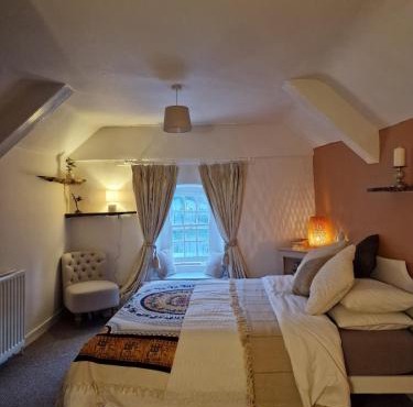 Whitstone getaway