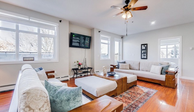Whyte - 3 Bdrm, 3.5 Bthrm Penthouse |near U of A