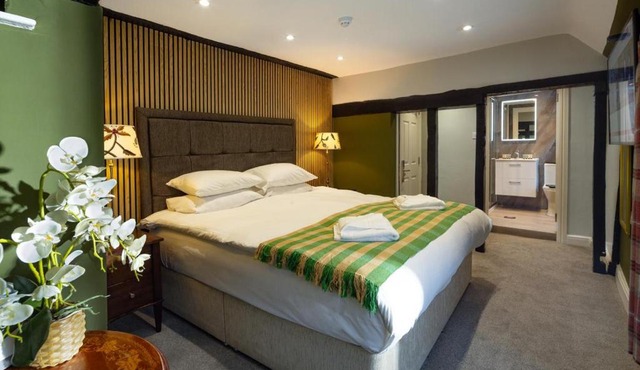 Whyte Harte Hotel