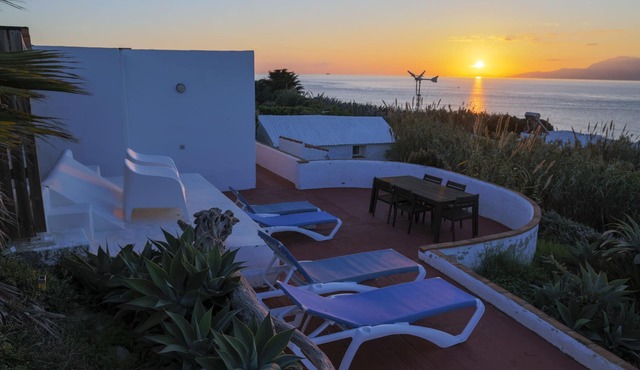 WIFI Beach Front Villa Amazing Views
