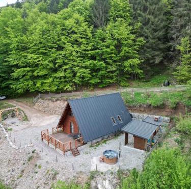 Wild Cabin