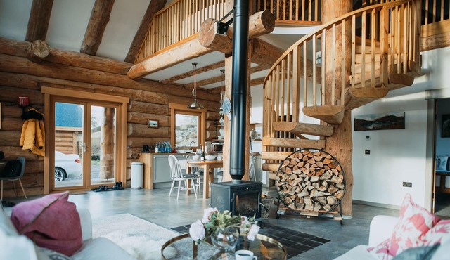 Wild Nurture Luxury Eco Log Cabin