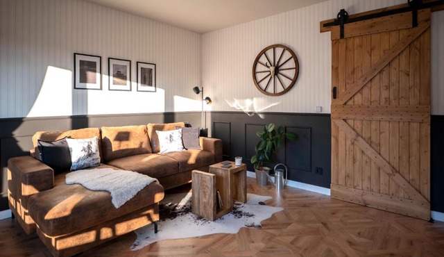 Wild Western Apartment - Sauna, Balkon, Netflix, Nespresso, Messe