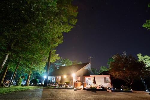 Williamsburg Camping Resort One Bedroom Cabin 6