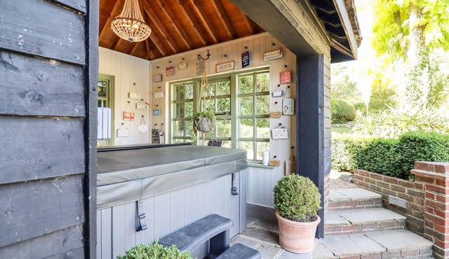 Willow Cottage