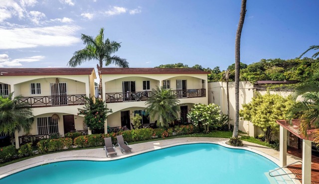 Willow Estates Luxury Condo – Spacious 2BR 2BA Pool and Las Terrenas Beaches