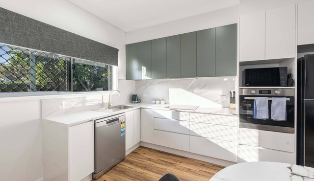 Windsor Charm - Unit Two