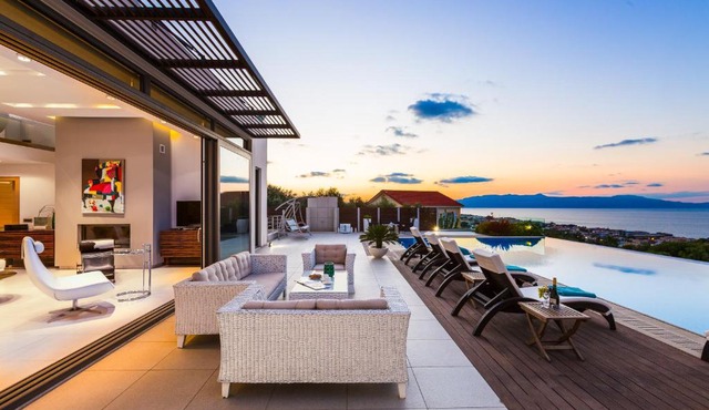 Winehill Villa