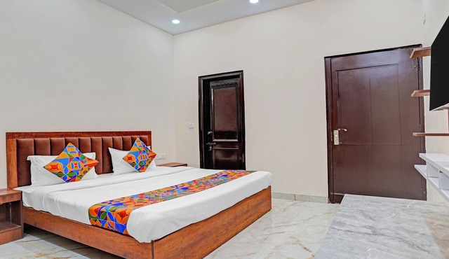 Winsome Residency