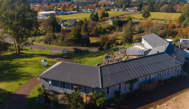 ***WINTER AVAILABILITY*** more than 10 guests? Add Garden Cabins to your booking