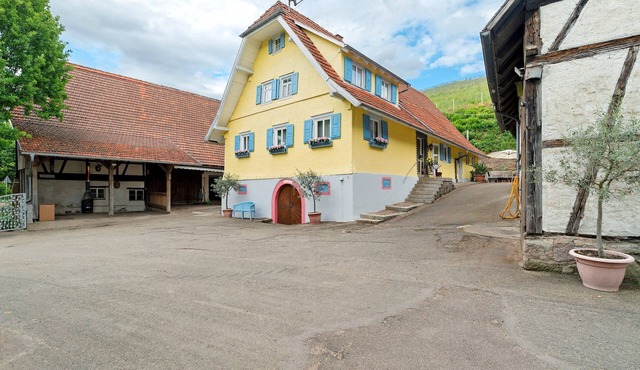 Winzerhof Männle with Garden, Terrace and Wi-Fi