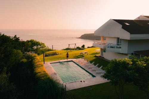 Wishome- Gran casa con jardín y piscina privada en Comillas, para disfrutar de un verano más fresco