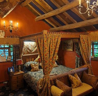 Wizards Thatch Luxury Suites