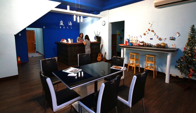 Wm & S - Hostel