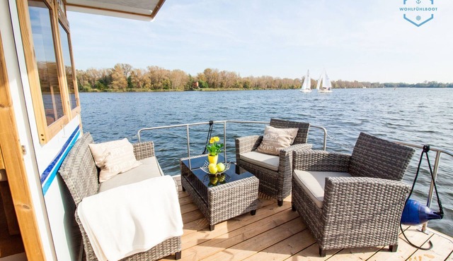 Wohlfühlboot Jaschi in Bad Saarow - Wohlfühlboot Hausbooturlaub