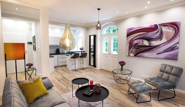 Wohnperle Estelle *electric fireplace*balcony*villa*