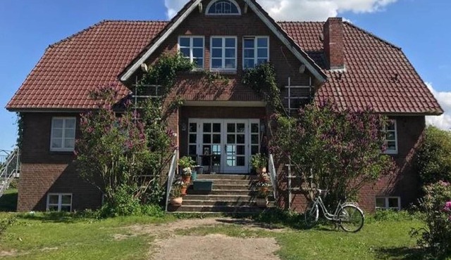 Wohnung in Semlow mit Garten und Terrasse