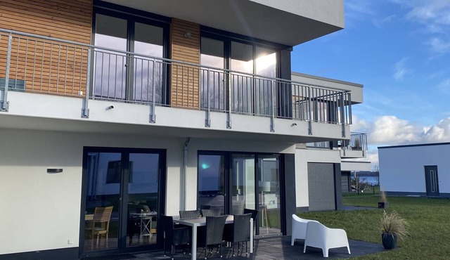 Wohnung Seebrise Komfort - Ferienwohnung mit Terrasse und Garten