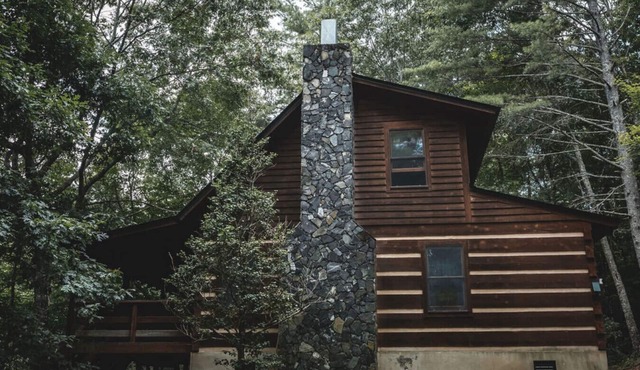 Wolf Creek Cabin | Boone | Hot Tub