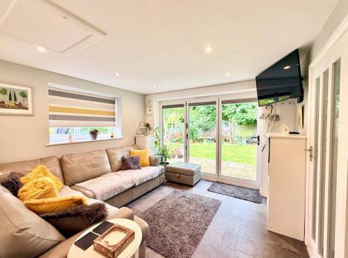 Wolsey Way sleeps 5