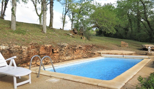 Wonderful private villa for 4 guests with WIFI, private pool, TV, terrace and pets allowed