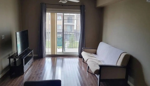 Wonderful 1-bedrm Condo, free parking, Netflix/Prime Video, insuite washer/dryer