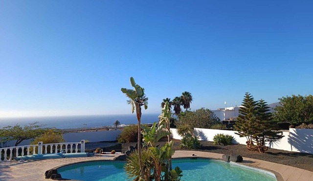 Wonderful Country Villa With Amazing sea View