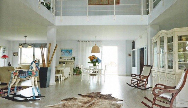 Wonderful house with sea views, spacious, comfortable and bright