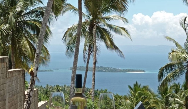 Wonderful mountain view. Villa Laurel by Monte Rojo Bay