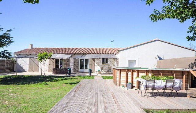 Wonderful private villa for 6 guests with private pool, A/C, WIFI, TV and patio