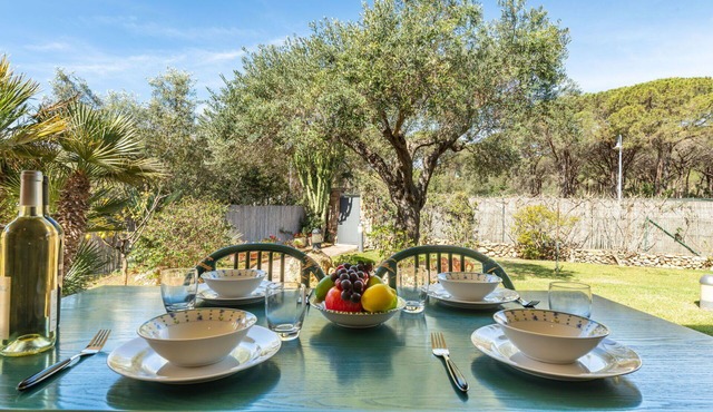 Wonderful private villa for 4 people with A/C, WIFI, TV, terrace and panoramic view