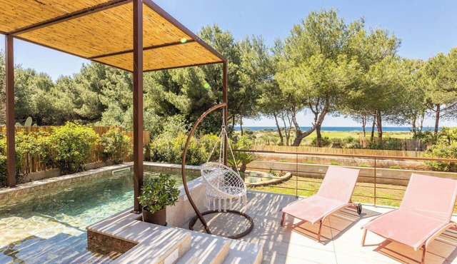 Wonderful private villa for 5 people with private pool, A/C, WIFI, TV, patio and pets allowed