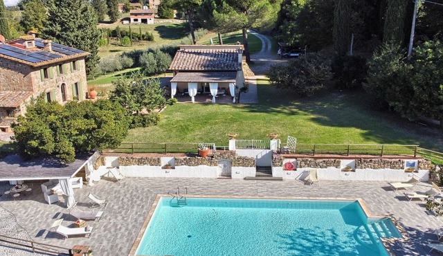 Wonderful private villa with A/C, private pool, WIFI, TV, terrace, panoramic view and parking