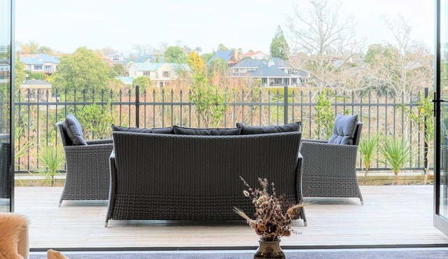 Wonderful River View - Brand New Home - 4 Bedrooms