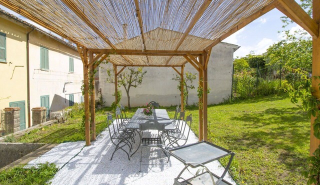 Wonderful villa for 12 guests with A/C, WIFI, TV, terrace and pets allowed