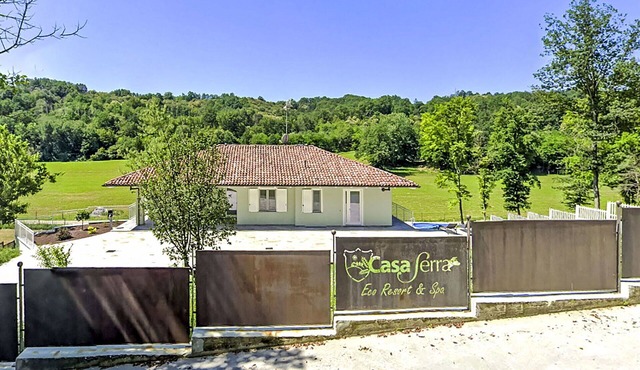 Wonderful villa with private pool, WIFI, hot tub, TV, patio, pets allowed and panoramic view