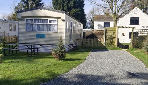 Woodland View Dog Friendly - Nr Sutton on Sea