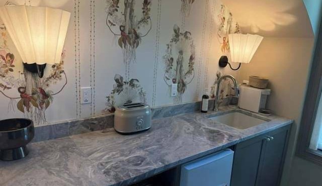 Woodsage - Upscale 2 Bedroom Villa at Petite Acres