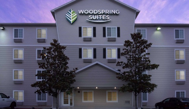WoodSpring Suites Gainesville I-75