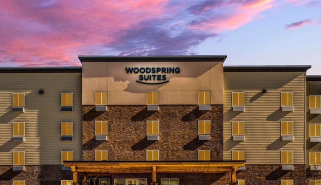 Woodspring Suites West Des Moines