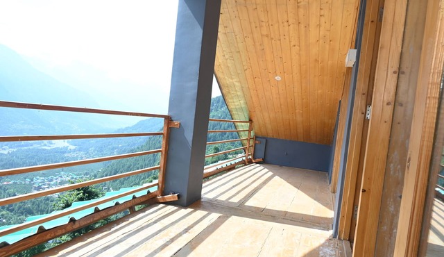 Work from Himalaya, Work from mountains, Majhachi apartments.