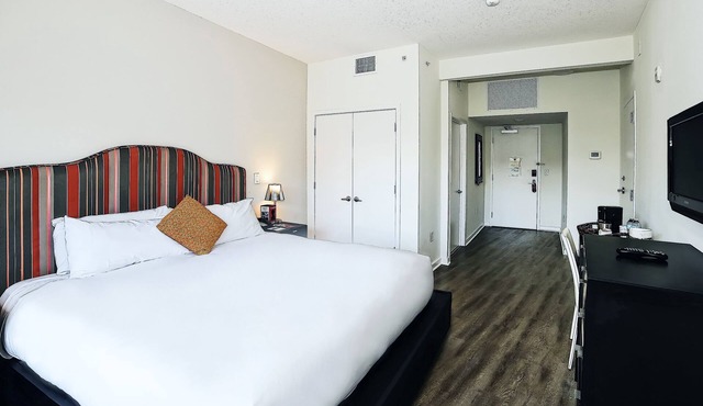 WORK-FROM-MELIA 2-BEDROOM APT. NEAR DISNEY