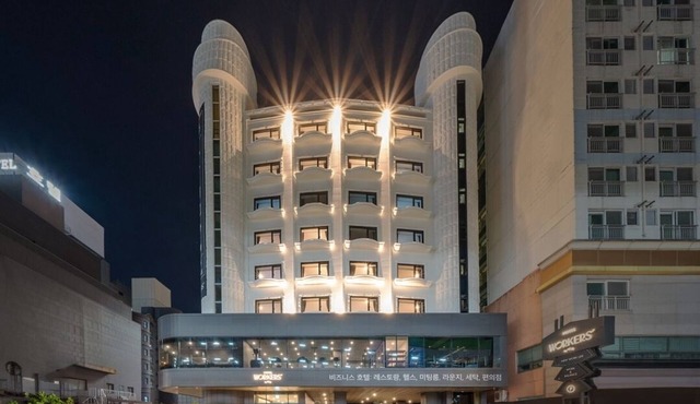 Workers Hotel Daejeon by Anook