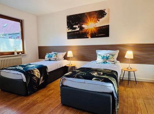Workers Lodge für 4-14 Pers, Parkplatz, Wlan, Einzelbetten
