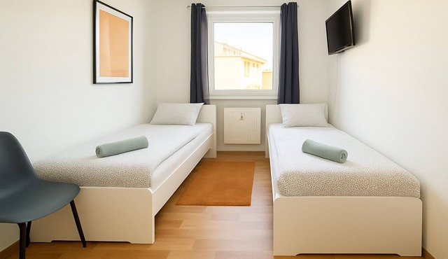 Workers' Lodging in Halle Neustadt – 4 Beds
