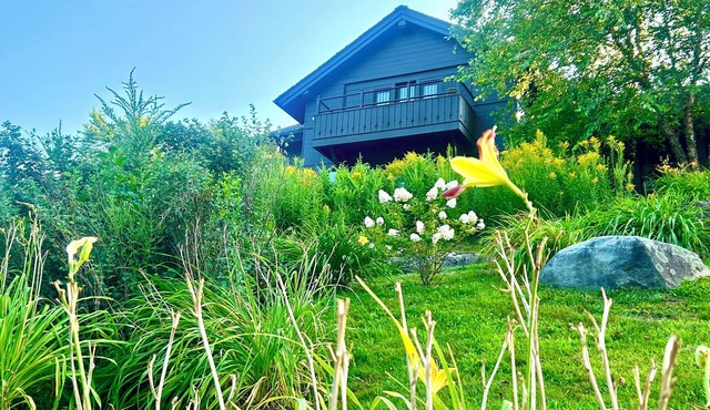 World-Class Mountain View Villa @ Trapp & Stowe with Exclusive Amenities