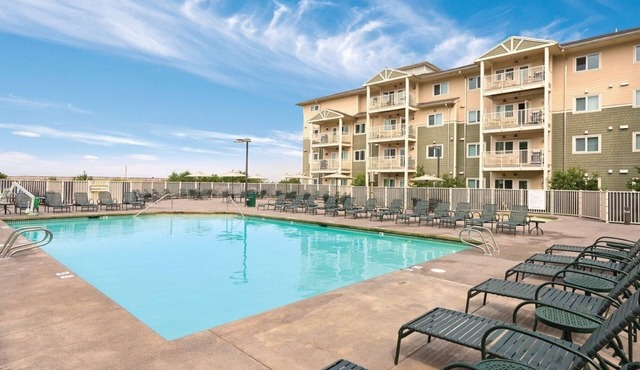 WorldMark Long Beach - 2 Bedroom Queen