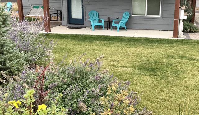 WOW-Great location, river access, trails, Old Mill, downtown and the mountain.