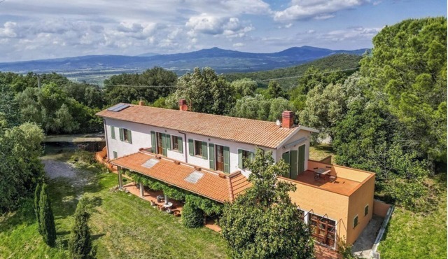 Wunderschöne Landvilla am Meer in der Toskanischen Maremma